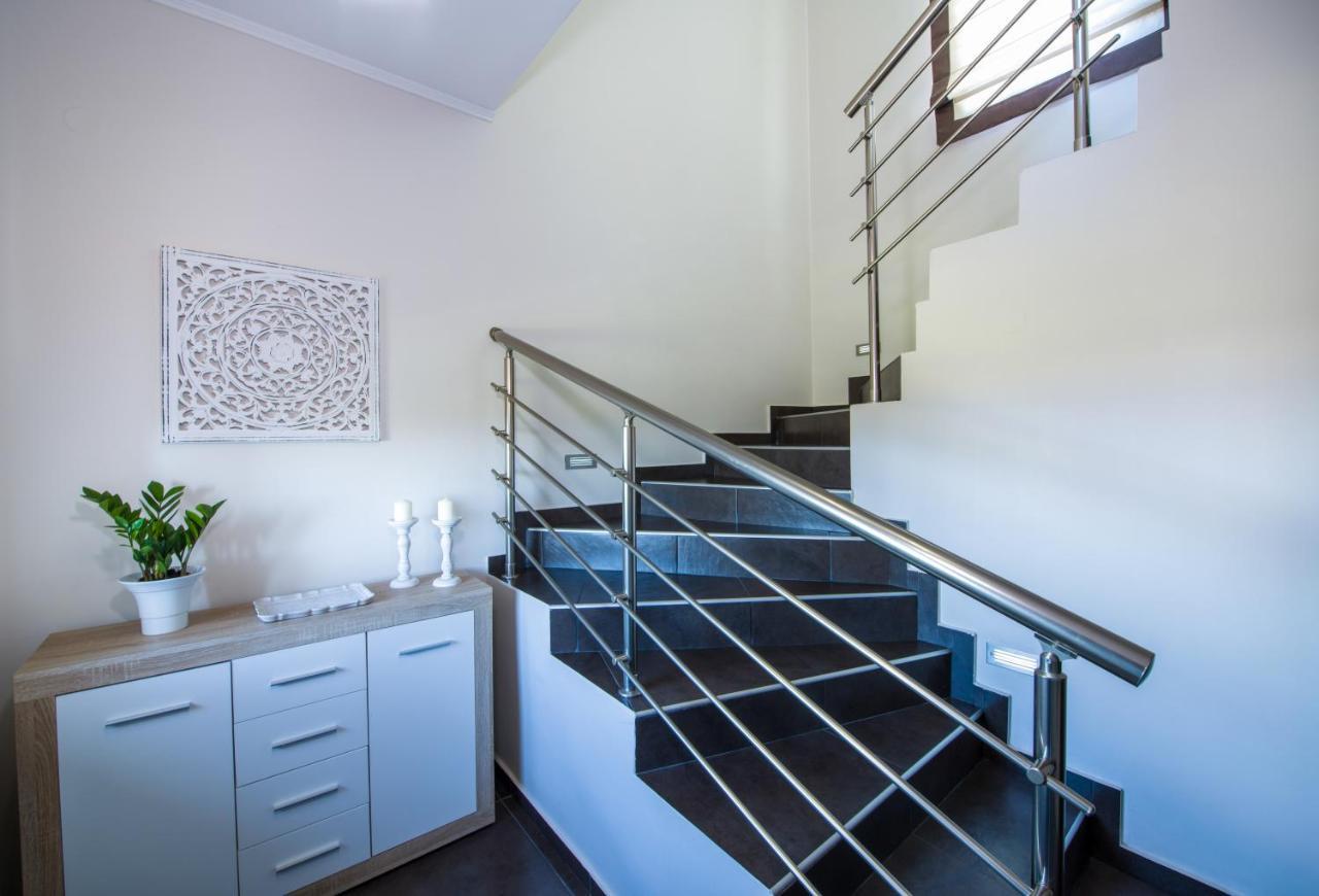 Villa Elisabeth View Йеранион Экстерьер фото